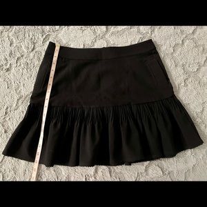 Great skirt like new